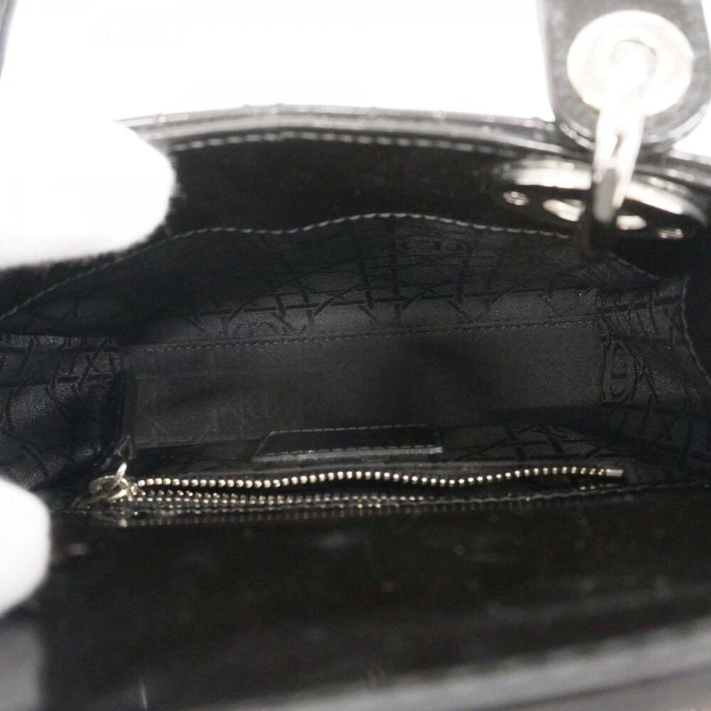 Christian Dior Cannage Lady handbag, black enamel, 2-way bag for women. - Picture 4 of 15